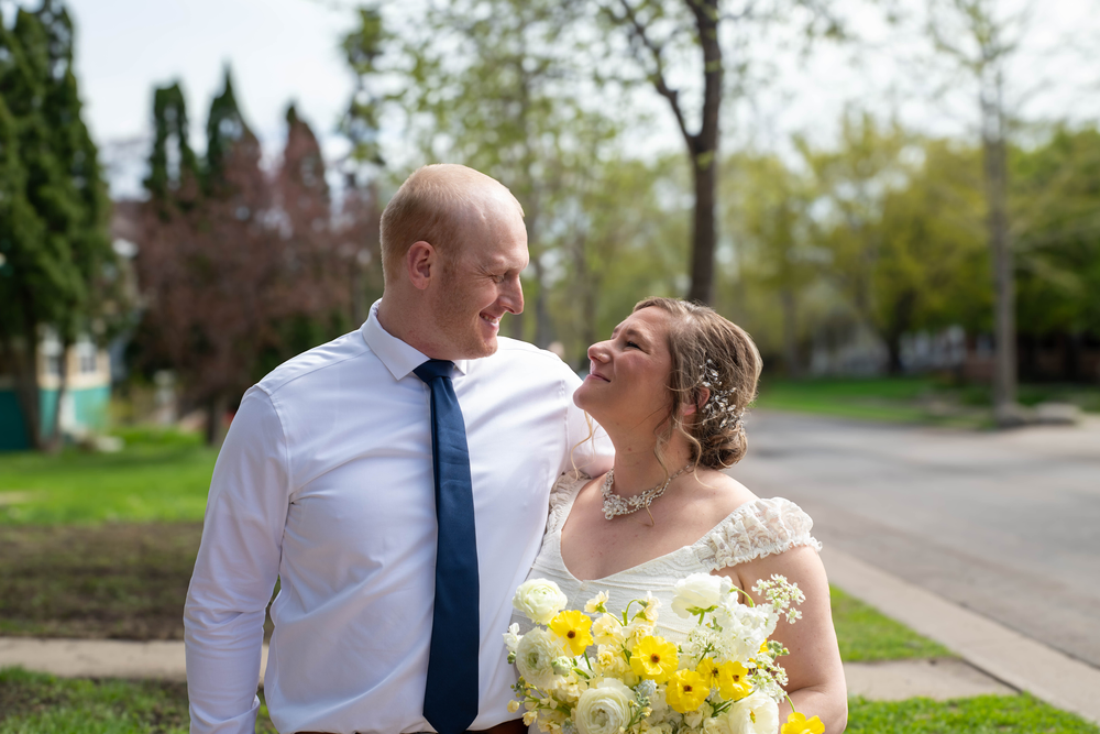 Twin Cities wedding couple - documentary wedding photography by Steve Lunden